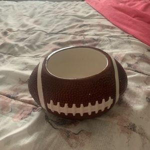 A football 🏈 storage thing
